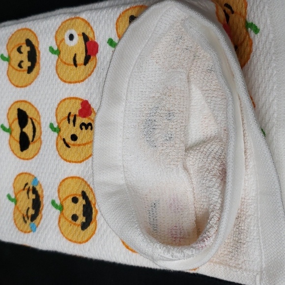 Casaba NWT 3-piece Pumpkin Emoji  Halloween Towels - Picture 4 of 8